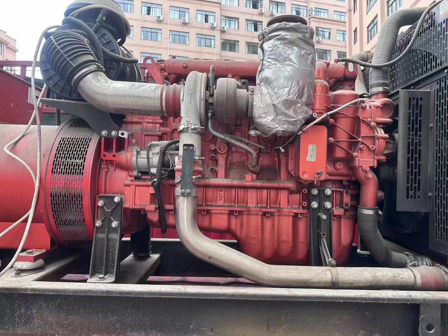 华坪如何选择适合 600kW 柴油发电机组的过载保护器？
